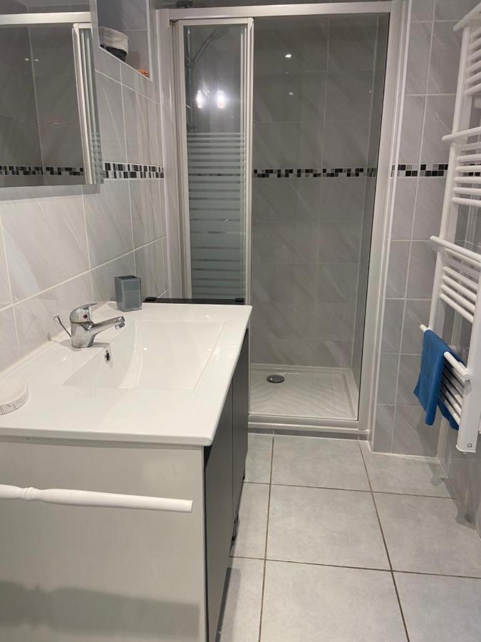 Paisible Apartment Bassens  ภายนอก รูปภาพ